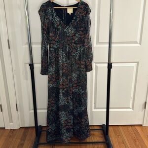 EUC ModCloth Floral Maxi Dress (Medium)
